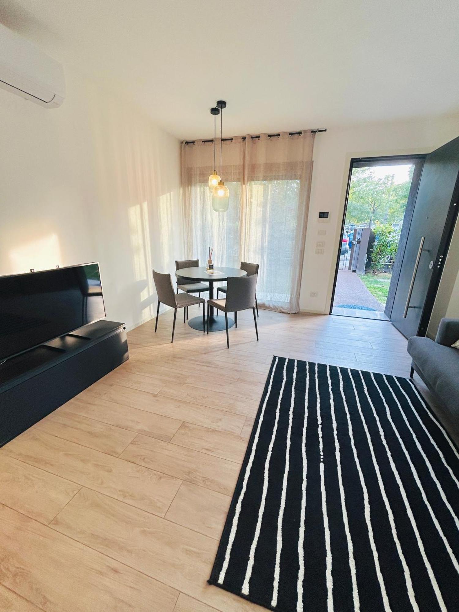 Cortemaggiore 4D Luxury-Flexrent Abissinia 리치오네 외부 사진